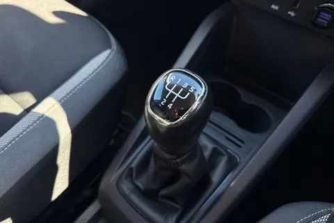 DE67DHX Škoda Fabia 1.0 TSI Colour Edition Euro 6 (s/s) 5dr Thumbnail #19