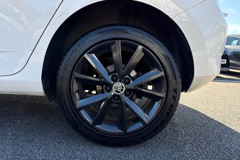 DE67DHX Škoda Fabia 1.0 TSI Colour Edition Euro 6 (s/s) 5dr Thumbnail #23