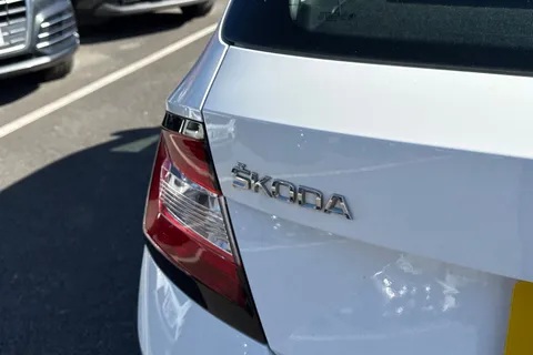 DE67DHX Škoda Fabia 1.0 TSI Colour Edition Euro 6 (s/s) 5dr Thumbnail #24