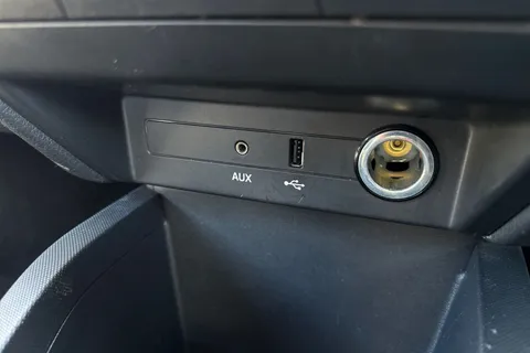 DE67DHX Škoda Fabia 1.0 TSI Colour Edition Euro 6 (s/s) 5dr Thumbnail #26