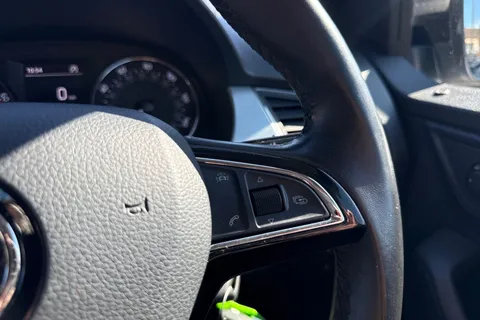 DE67DHX Škoda Fabia 1.0 TSI Colour Edition Euro 6 (s/s) 5dr Thumbnail #30