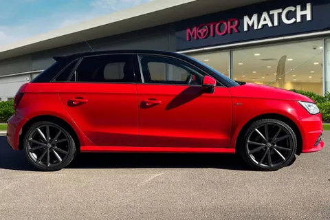 GJ17CKD Audi A1 1.4 TFSI CoD Black Edition Sportback Euro 6 (s/s) 5dr Thumbnail #3