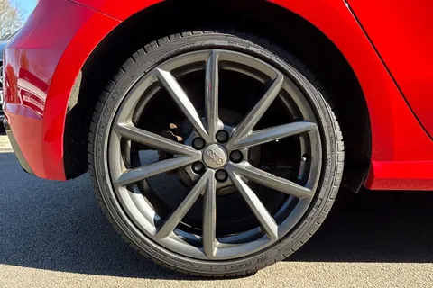 GJ17CKD Audi A1 1.4 TFSI CoD Black Edition Sportback Euro 6 (s/s) 5dr Thumbnail #11