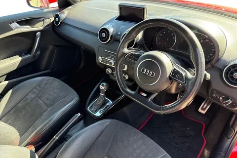 GJ17CKD Audi A1 1.4 TFSI CoD Black Edition Sportback Euro 6 (s/s) 5dr Thumbnail #14