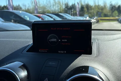 GJ17CKD Audi A1 1.4 TFSI CoD Black Edition Sportback Euro 6 (s/s) 5dr Thumbnail #40