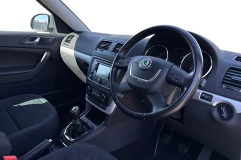 DK13JWD Škoda Yeti 2.0 TDI SE Plus Euro 5 5dr Thumbnail #14