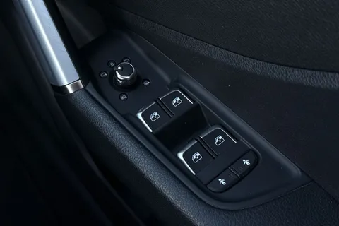 BV70LPX Audi Q2 Sport 30 TFSI  116 PS 6-speed Thumbnail #37