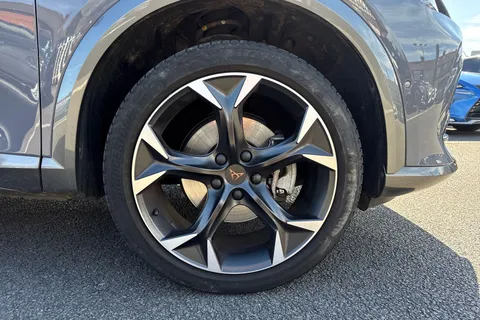 DG73EPF CUPRA Formentor 1.5 TSI V2 DSG Euro 6 (s/s) 5dr Thumbnail #7