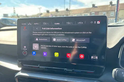 DG73EPF CUPRA Formentor 1.5 TSI V2 DSG Euro 6 (s/s) 5dr Thumbnail #33