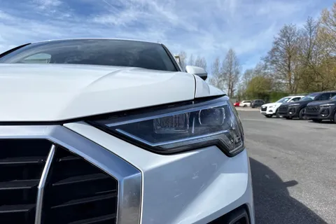 DG19YWB Audi Q3 S line 40 TFSI quattro 190 PS S tronic Thumbnail #25