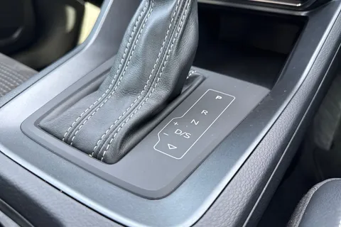 DG19YWB Audi Q3 S line 40 TFSI quattro 190 PS S tronic Thumbnail #50