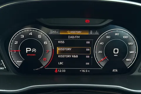 DG19YWB Audi Q3 S line 40 TFSI quattro 190 PS S tronic Thumbnail #54