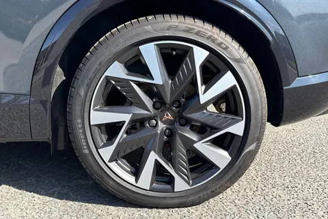 DH25HWB CUPRA Formentor 1.5 eHybrid 25.8kWh V2 DSG Euro 6 (s/s) 5dr Thumbnail #11