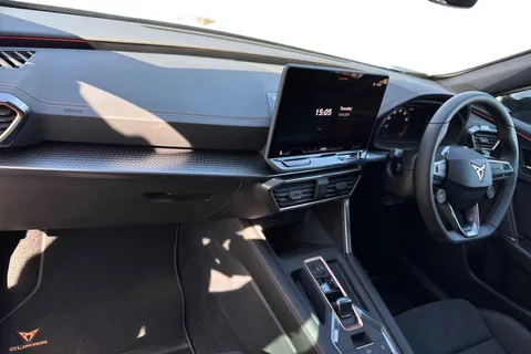 DH25HWB CUPRA Formentor 1.5 eHybrid 25.8kWh V2 DSG Euro 6 (s/s) 5dr Thumbnail #14