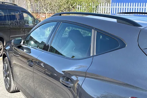 DH25HWB CUPRA Formentor 1.5 eHybrid 25.8kWh V2 DSG Euro 6 (s/s) 5dr Thumbnail #24