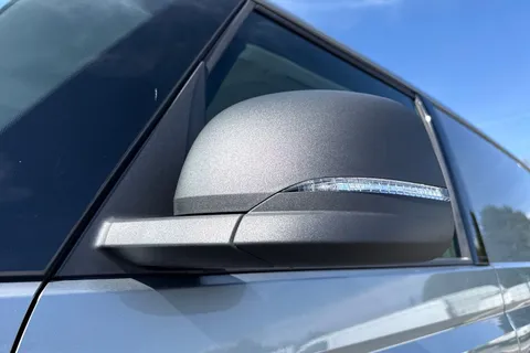 DG26XOJ Volkswagen ID. Buzz Cargo Commerce SWB 286 PS 77 kWh - Delivery Mileage Thumbnail #27