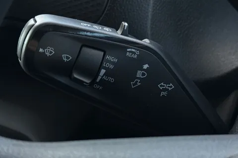 DG26XOJ Volkswagen ID. Buzz Cargo Commerce SWB 286 PS 77 kWh - Delivery Mileage Thumbnail #36