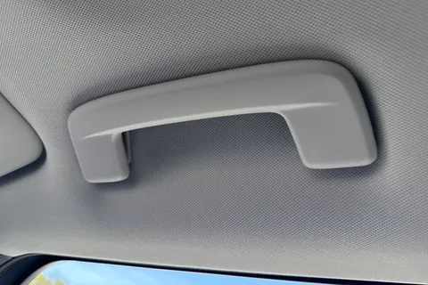 DG26XOJ Volkswagen ID. Buzz Cargo Commerce SWB 286 PS 77 kWh - Delivery Mileage Thumbnail #44