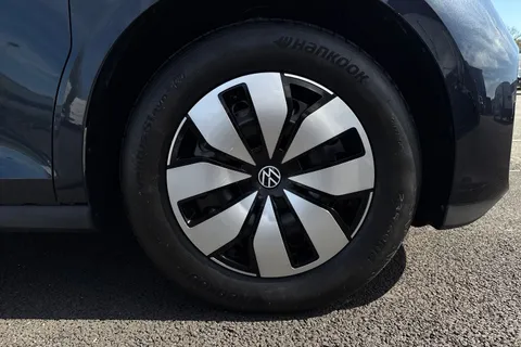 DE26NRK Volkswagen ID. Buzz Cargo Commerce SWB 286 PS 77 kWh - Delivery Mileage Thumbnail #10
