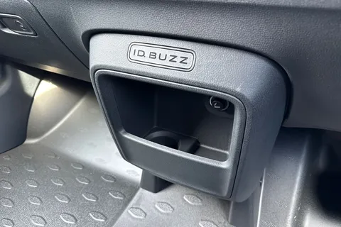 DE26NRK Volkswagen ID. Buzz Cargo Commerce SWB 286 PS 77 kWh - Delivery Mileage Thumbnail #23