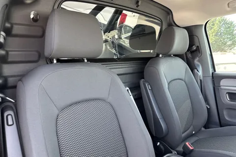 DE26NRK Volkswagen ID. Buzz Cargo Commerce SWB 286 PS 77 kWh - Delivery Mileage Thumbnail #24