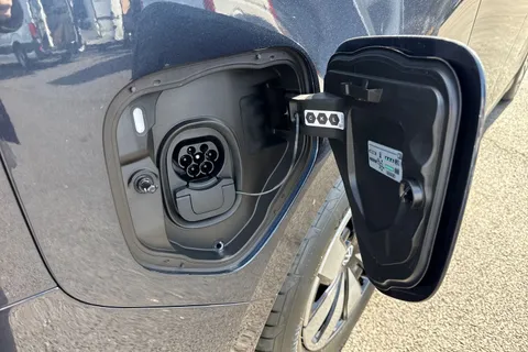 DE26NRK Volkswagen ID. Buzz Cargo Commerce SWB 286 PS 77 kWh - Delivery Mileage Thumbnail #25