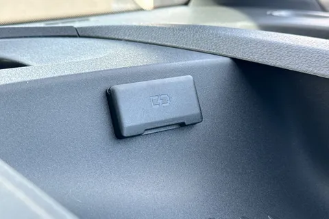 DE26NRK Volkswagen ID. Buzz Cargo Commerce SWB 286 PS 77 kWh - Delivery Mileage Thumbnail #34