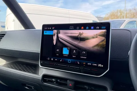 DE26NRK Volkswagen ID. Buzz Cargo Commerce SWB 286 PS 77 kWh - Delivery Mileage Thumbnail #54