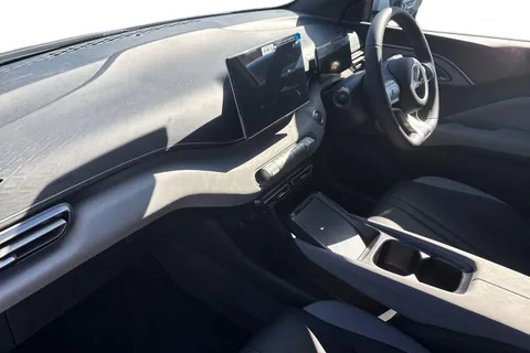 DS75YWD BYD Dolphin Surf 65kW Active 30kWh 5dr Auto Thumbnail #8