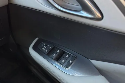 DS75YWD BYD Dolphin Surf 65kW Active 30kWh 5dr Auto Thumbnail #17