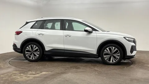 4 of 10 for Audi Q4 e-tron 35 Sport Auto 5dr 55kWh