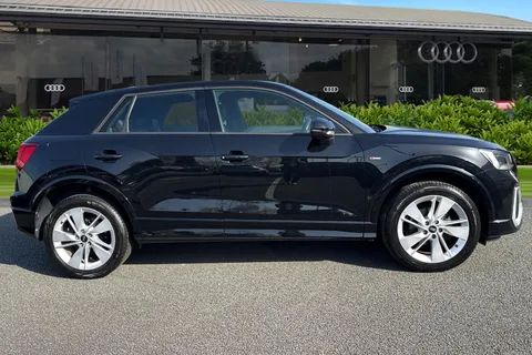 3 of 66 for Audi Q2 S line 35 TFSI 150 PS 6-speed