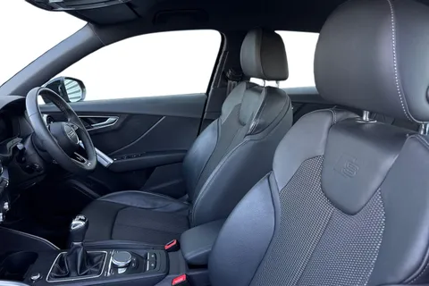 16 of 66 for Audi Q2 S line 35 TFSI 150 PS 6-speed