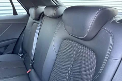 19 of 66 for Audi Q2 S line 35 TFSI 150 PS 6-speed