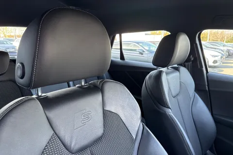 24 of 66 for Audi Q2 S line 35 TFSI 150 PS 6-speed