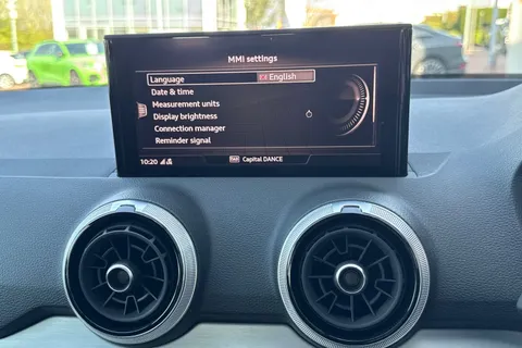 26 of 66 for Audi Q2 S line 35 TFSI 150 PS 6-speed