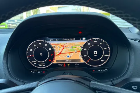 40 of 66 for Audi Q2 S line 35 TFSI 150 PS 6-speed