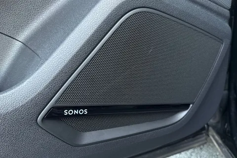 46 of 66 for Audi Q2 S line 35 TFSI 150 PS 6-speed