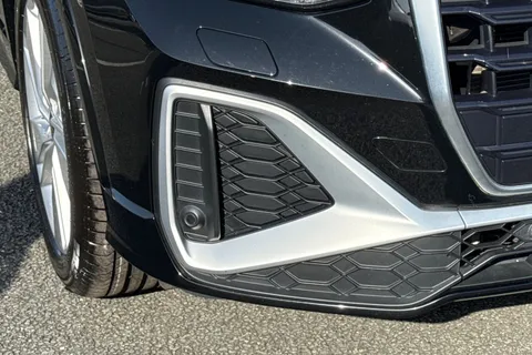 55 of 66 for Audi Q2 S line 35 TFSI 150 PS 6-speed