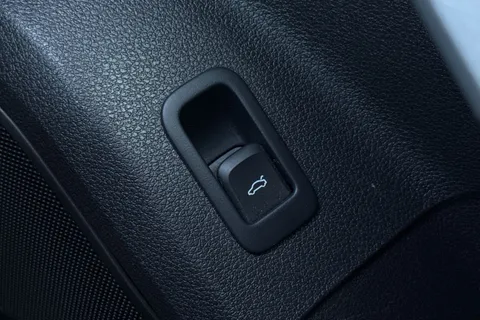 57 of 66 for Audi Q2 S line 35 TFSI 150 PS 6-speed