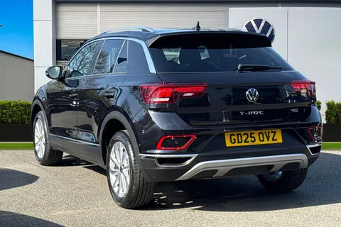 GD25OVZ Volkswagen T-Roc 1.5 TSI Style 5dr Thumbnail #3