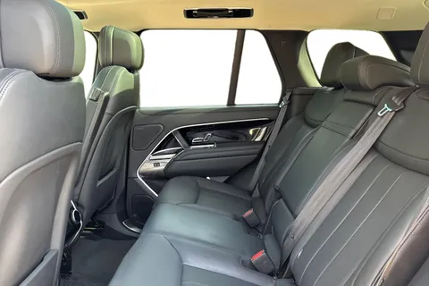 KO73RFL Land Rover Range Rover 3.0 D300 HSE 5dr Thumbnail #5