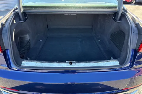 KU68UNW Audi A8 3.0 TDI V6 50 Tiptronic quattro Euro 6 (s/s) 4dr Thumbnail #7