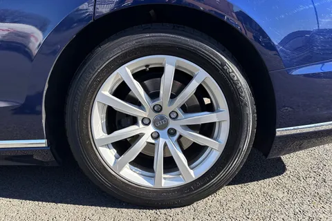 KU68UNW Audi A8 3.0 TDI V6 50 Tiptronic quattro Euro 6 (s/s) 4dr Thumbnail #11