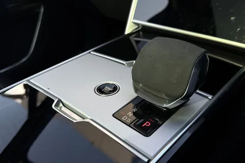 KO73RFL Land Rover Range Rover 3.0 D300 HSE 5dr Thumbnail #15