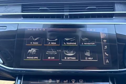 KU68UNW Audi A8 3.0 TDI V6 50 Tiptronic quattro Euro 6 (s/s) 4dr Thumbnail #17