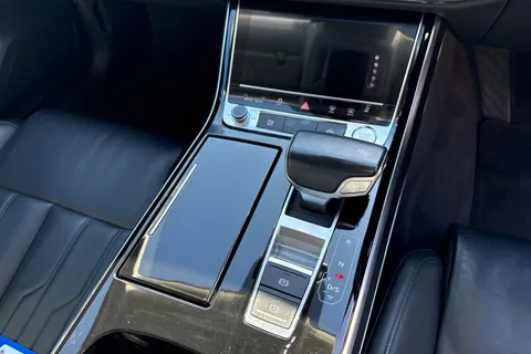 KU68UNW Audi A8 3.0 TDI V6 50 Tiptronic quattro Euro 6 (s/s) 4dr Thumbnail #23