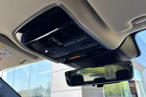 KO73RFL Land Rover Range Rover 3.0 D300 HSE 5dr Thumbnail #25