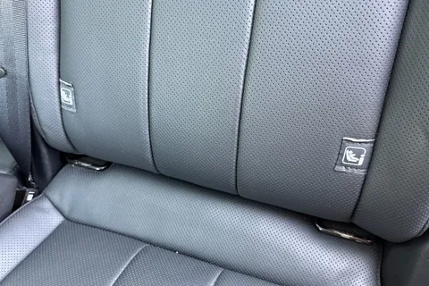 KO73RFL Land Rover Range Rover 3.0 D300 HSE 5dr Thumbnail #40