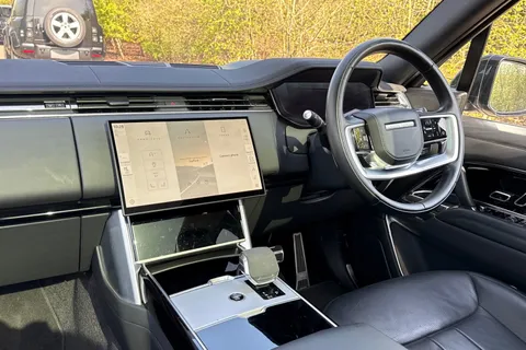 KO73RFL Land Rover Range Rover 3.0 D300 HSE 5dr Thumbnail #42